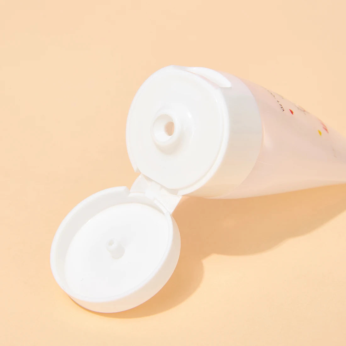 Hello Kitty 4PCS Travel Bottles Set Portable Refillable Toiletry Kit Shampoo Lotion Spray Bottle Cosmetic Containers for Women